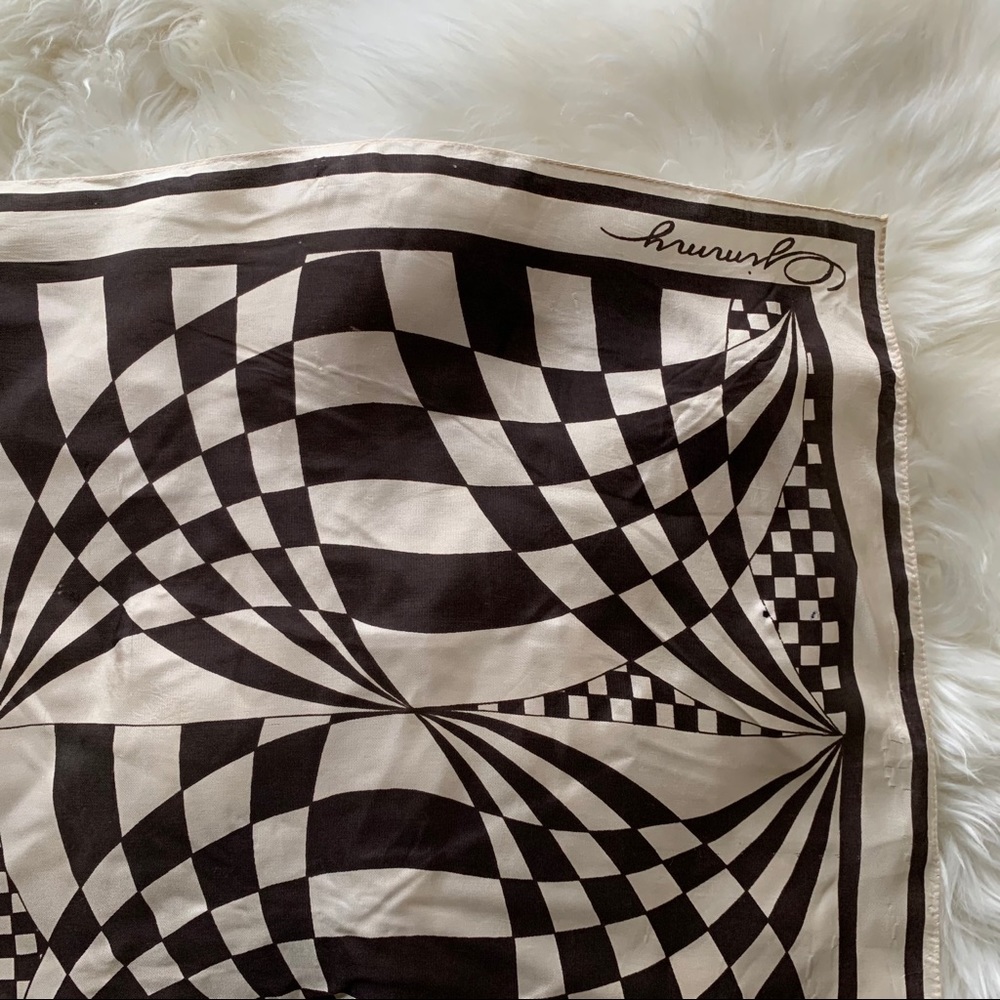 Vintage | Geometric Scarf - Picture 5 of 7